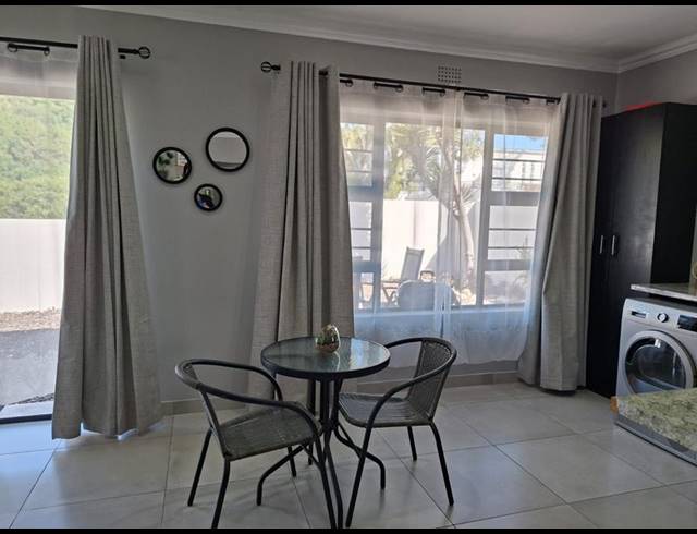 1 BEDROOM HOUSE FOR SALE IN KLEINKRANTZ